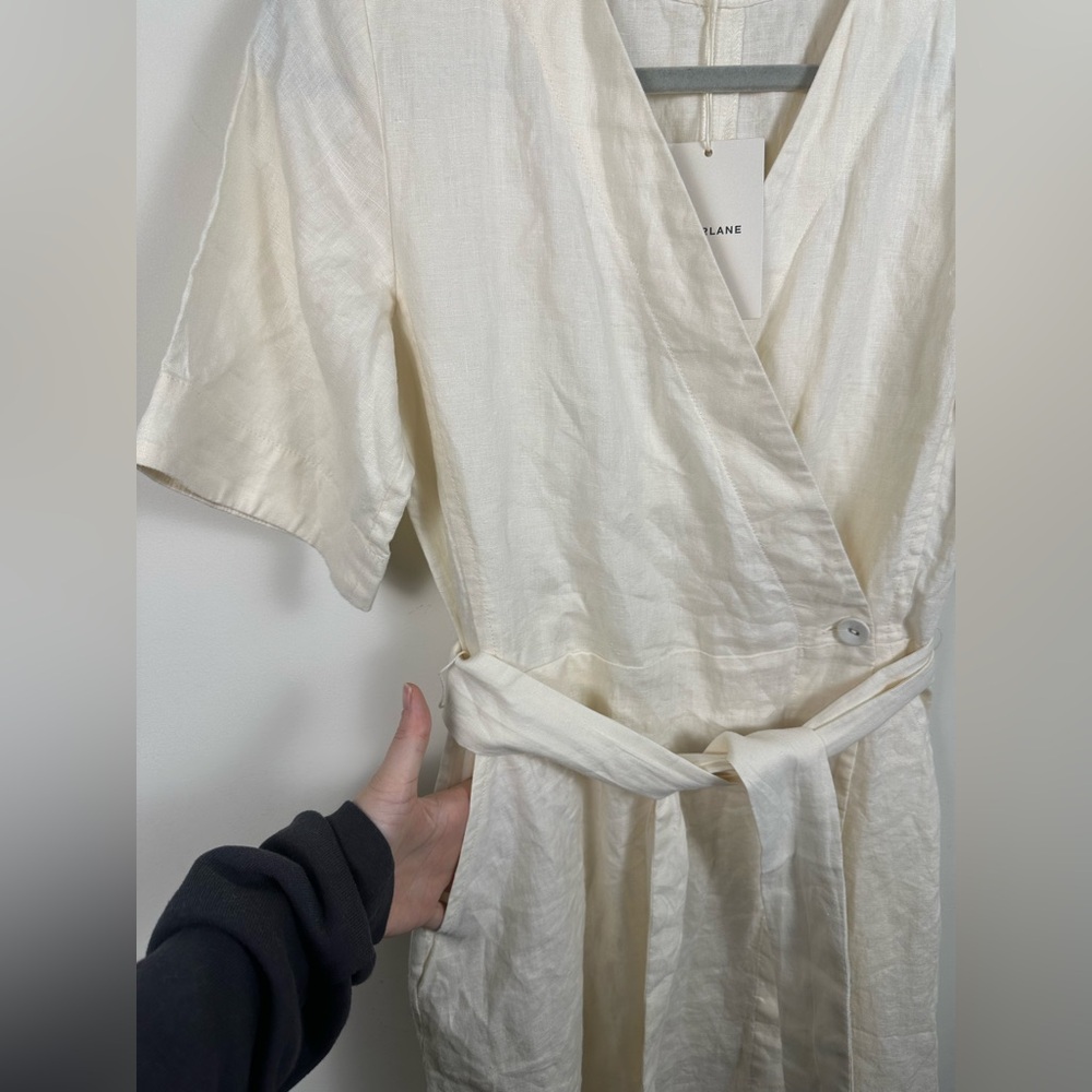 Everlane Cream Wrap Midi Dress with V-Neck and Cuffed Sleeves - Picture 6 of 9
